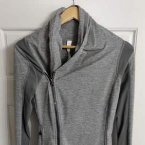 Lululemon Size 6 Zip up Sweater